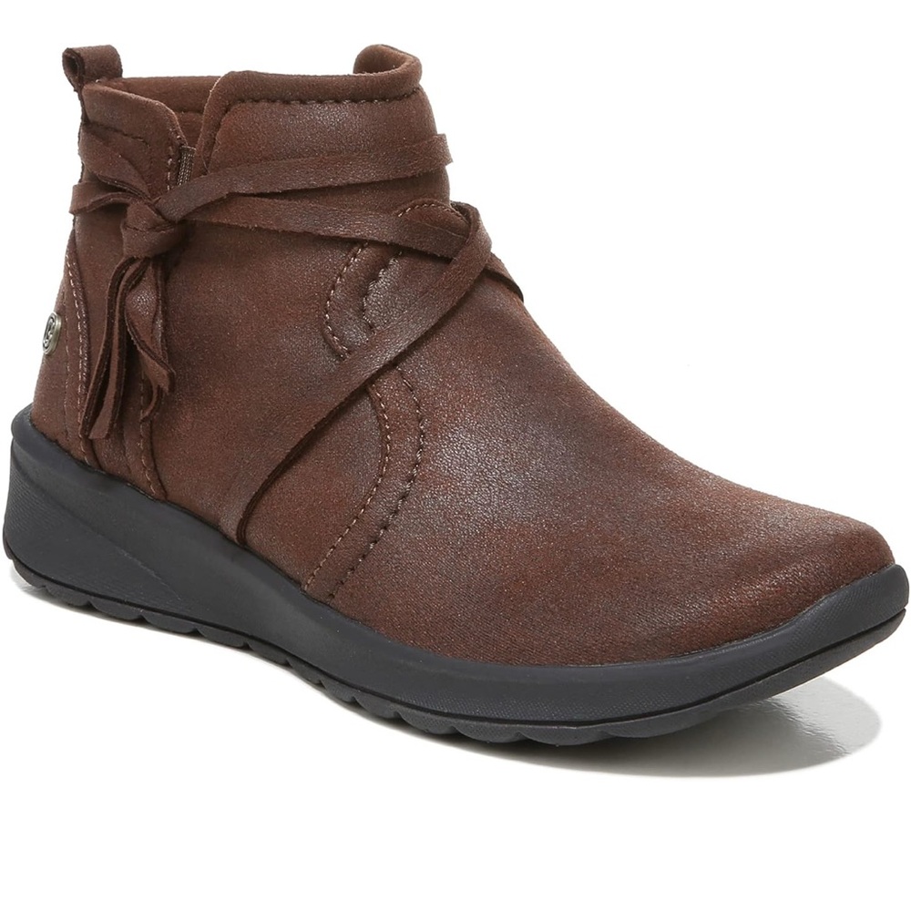 BZees Women’s Gusto Boot Size 8 NWOT